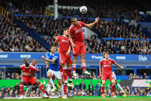 荣登榜首 荣登榜首